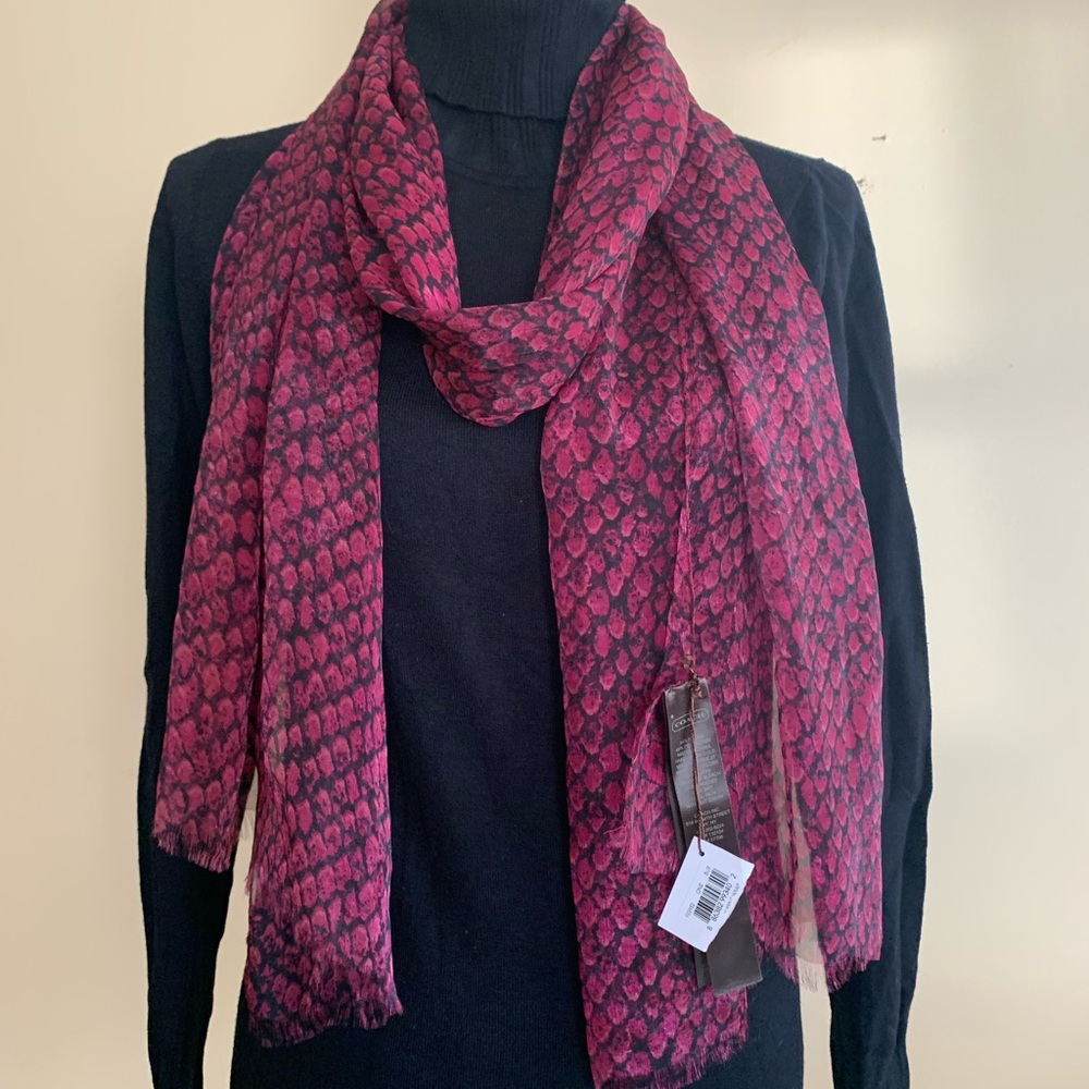 COACH deep mauve/purple larger print ladies lightweight sheer scarf NWT